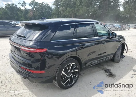 2024 Lincoln Corsair Grand Touring z USA, uszkodzony, nr VIN 5LMTJ5DZ4RUL06052